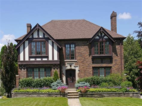 tudor style architecture